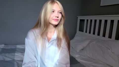 Emma online show from 10/05/25, 08:23