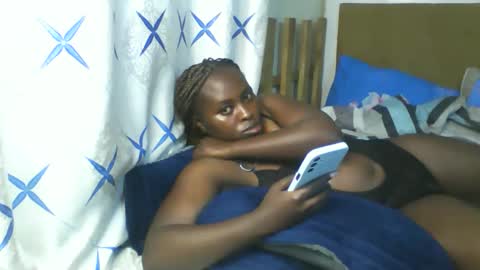 Snapshot of lil_wamboi chatting on 05/16/26, 07:45 lil_wamboi online show from 05/16/26, 07:45