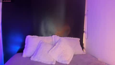 lila_cox online show from 09/20/25, 12:06