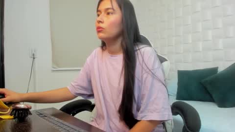 Snapshot of lila_lain chatting on 01/07/26, 02:47 L I L A online show from 01/07/26, 02:47