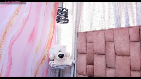 lila noa online show from 01/22/25, 01:11