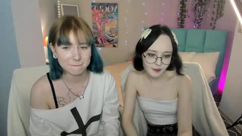 Snapshot of lilac_muse chatting on 05/08/26, 11:26 Lili online show from 05/08/26, 11:26