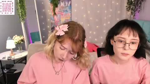Lili online show from 06/21/26, 10:51