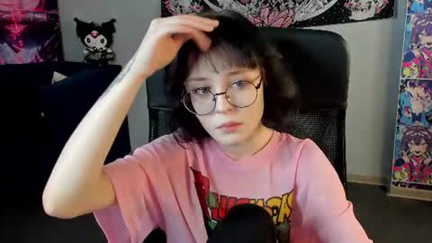 Lili online show from 06/22/26, 03:19