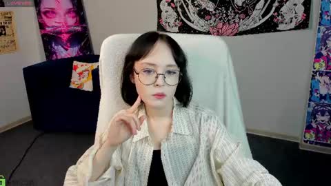 Lili online show from 06/25/26, 11:37