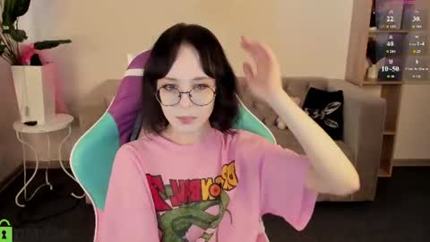Lili online show from 07/29/26, 11:19