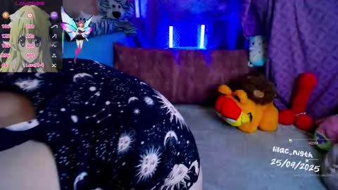 Snapshot of lilac_night chatting on 09/27/25, 12:21 Jen online show from 09/27/25, 12:21