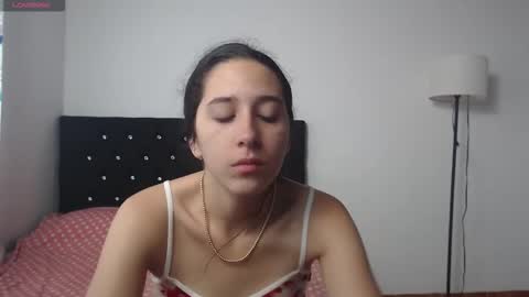 Lila Cream online show from 09/14/25, 05:45