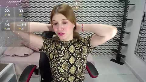 Dove online show from 02/15/25, 12:22