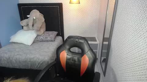 Dove online show from 03/03/25, 07:06