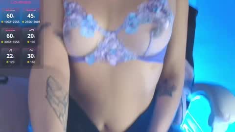 Snapshot of lilassoul_ chatting on 10/04/25, 04:54       NEXT TRANSMITION 03 DEC online show from 10/04/25, 04:54