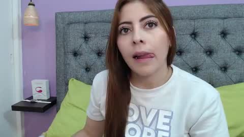 Snapshot of lilasuni chatting on 11/27/25, 03:25 Lilasuni online show from 11/27/25, 03:25