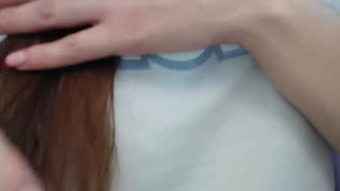 Snapshot of lilasuni chatting on 12/15/25, 04:11 Lilasuni online show from 12/15/25, 04:11