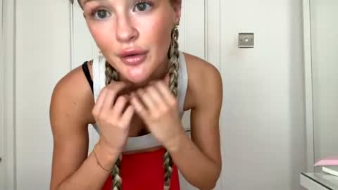 Lila online show from 06/26/26, 02:10