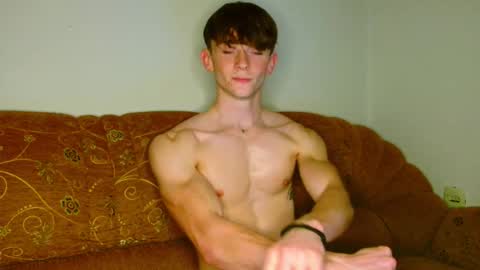 lilbearxxxx online show from 11/12/25, 10:52