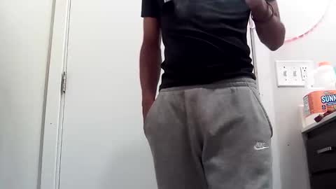 lilbody1 online show from 10/09/25, 11:52