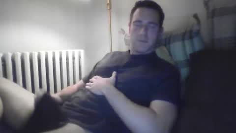 Snapshot of lilbrohhh chatting on 11/15/25, 08:27 lilbrohhh online show from 11/15/25, 08:27