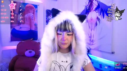 Snapshot of lilcandy19 chatting on 10/12/25, 12:04 lilcandy19 online show from 10/12/25, 12:04