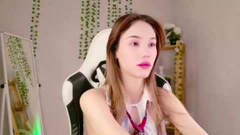 Hi im Yuki online show from 07/24/26, 10:24
