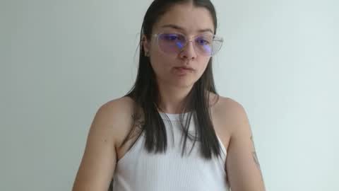 Valeri Villalobos  IG villa lobosvaleri online show from 04/03/26, 03:32