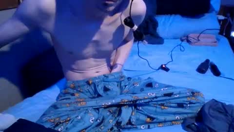 lildman420 online show from 09/28/25, 07:14