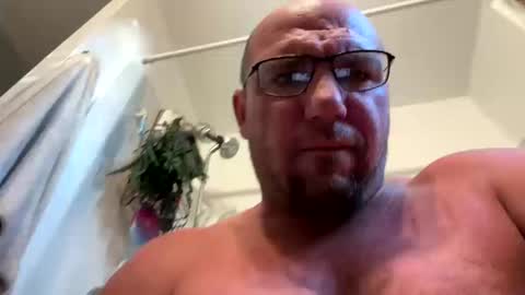 Snapshot of lildog361334 chatting on 10/14/25, 12:50 lildog361334 online show from 10/14/25, 12:50