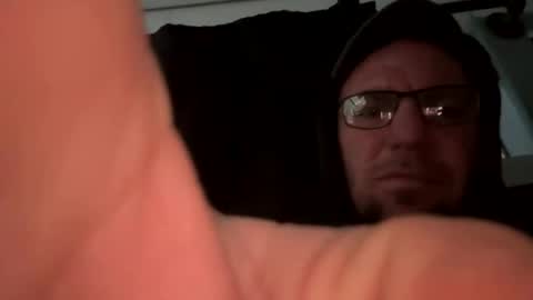 Snapshot of lildog361334 chatting on 12/15/25, 01:37 lildog361334 online show from 12/15/25, 01:37