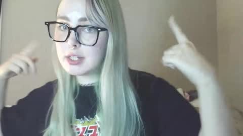 emily ryanson online show from 11/25/25, 09:59