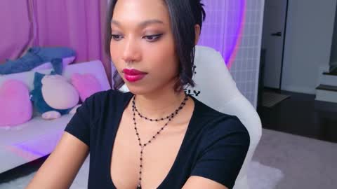 Snapshot of lileviemarie chatting on 02/28/26, 02:45 evie online show from 02/28/26, 02:45