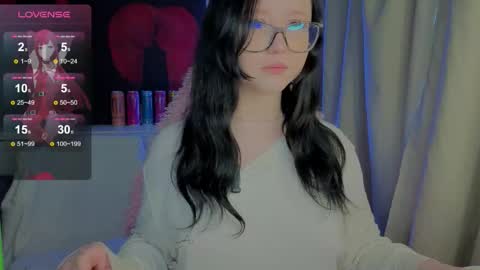 Nika and Lori online show from 11/20/25, 10:48