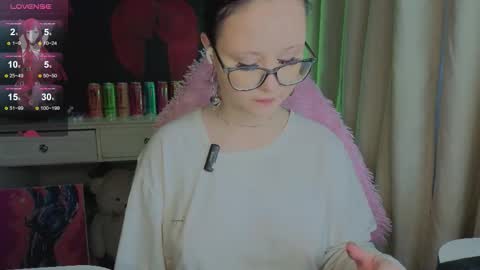 Nika and Lori online show from 11/29/25, 10:40