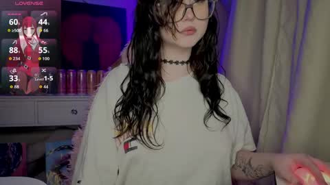 Nika and Lori online show from 04/30/26, 10:36