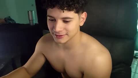 Snapshot of lilhotnando chatting on 02/01/26, 04:11 Fernando online show from 02/01/26, 04:11