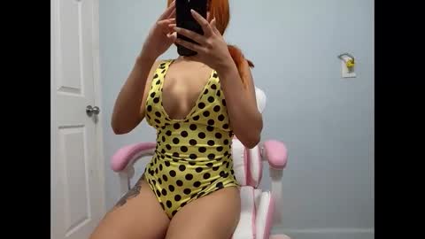 Snapshot of lili848744 chatting on 06/06/26, 10:58 lili848744 online show from 06/06/26, 10:58