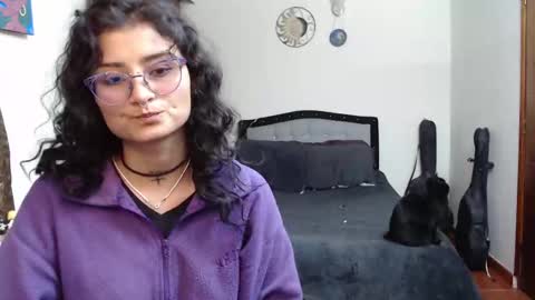 lili_clan online show from 09/17/25, 02:13