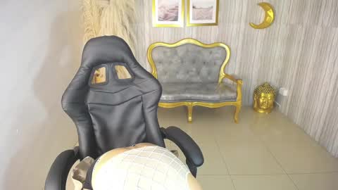 Snapshot of lili_conor_s chatting on 03/12/25, 06:07 Lili online show from 03/12/25, 06:07