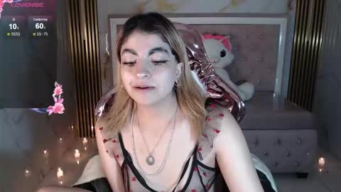 Lili online show from 09/16/25, 03:51