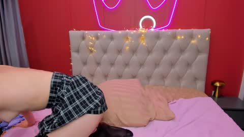 Lilli  follow me kiss online show from 12/02/24, 05:04