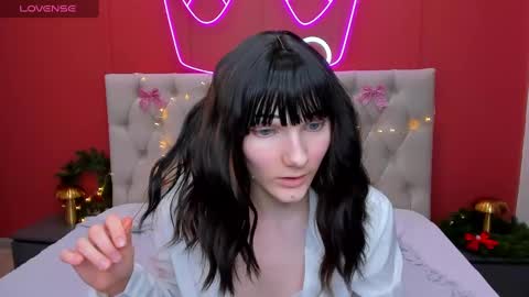 Lilli  follow me kiss online show from 01/05/25, 03:13