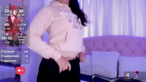 Snapshot of lili_gime chatting on 10/17/25, 09:06 Lili online show from 10/17/25, 09:06