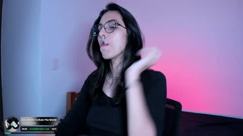 Lili online show from 01/12/25, 05:56