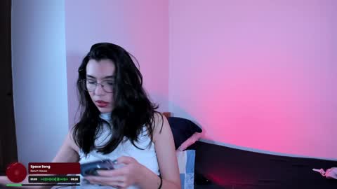 Lili online show from 01/19/25, 04:22