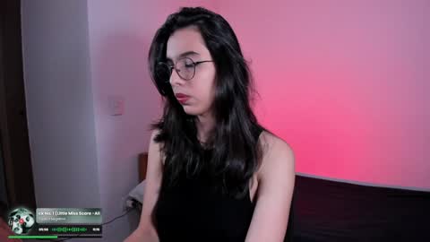 Lili online show from 02/01/25, 03:52