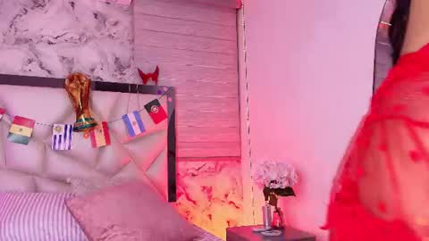 Lily online show from 07/12/26, 11:56