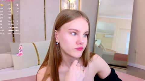 Snapshot of lili_lohan chatting on 06/11/26, 05:16 lili_lohan online show from 06/11/26, 05:16