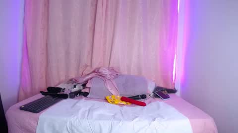 lili Matheus69 online show from 12/12/24, 11:50
