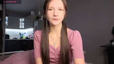 Snapshot of lili_milash chatting on 04/01/26, 06:36 you can found me online show from 04/01/26, 06:36