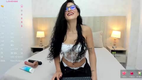 Lili Morales online show from 09/11/25, 07:25
