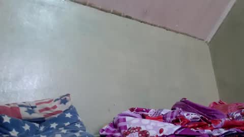 liliah online show from 02/15/25, 07:49