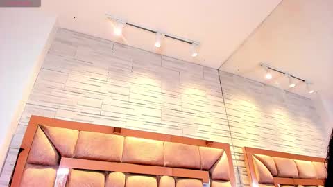 Snapshot of lilian_starfire chatting on 11/26/25, 08:21 LILIAN online show from 11/26/25, 08:21